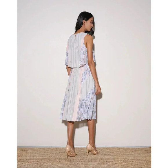 Bcogmaxazria Jaelyn Print Blocked Pleated Dress Size M - Picture 4 of 15
